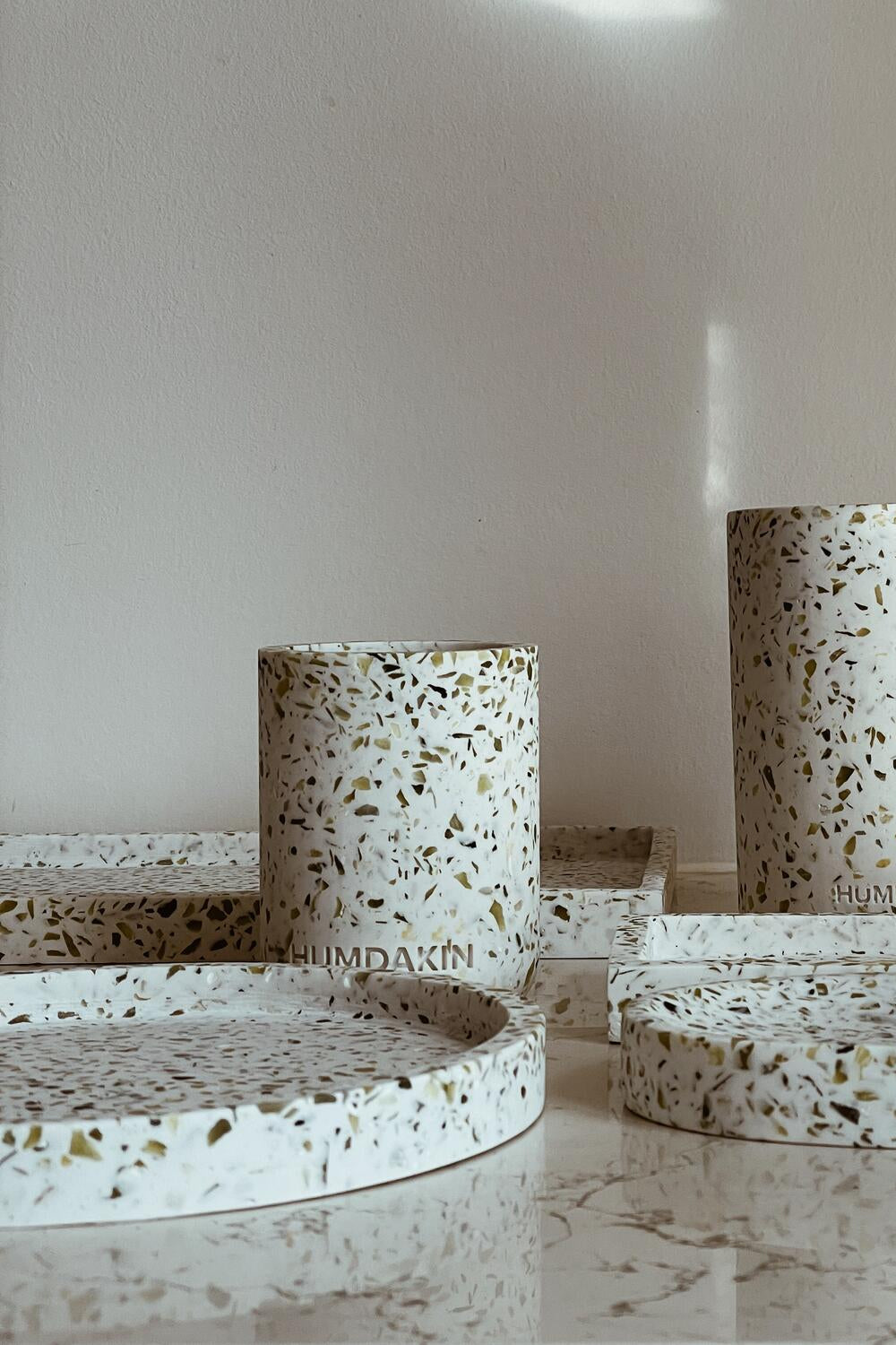 Terrazzo rund bakke - natural